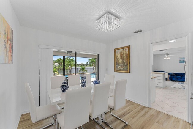 Building Photo - 12875 Guilford Cir
