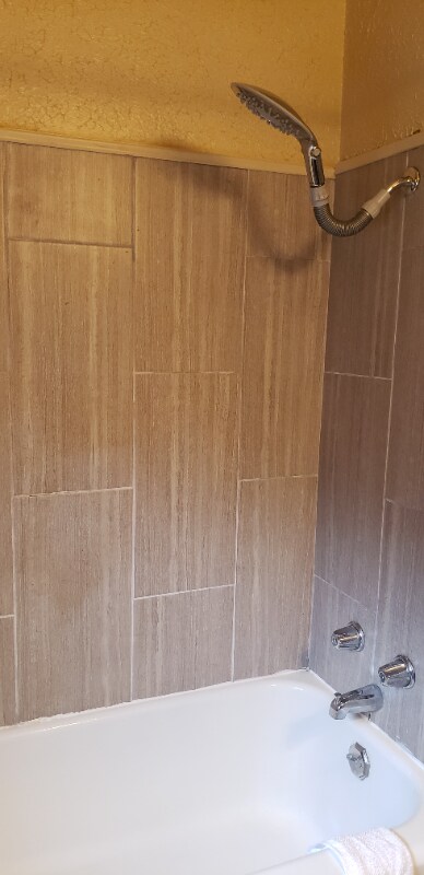 Building Photo - 1842 NE 48th St