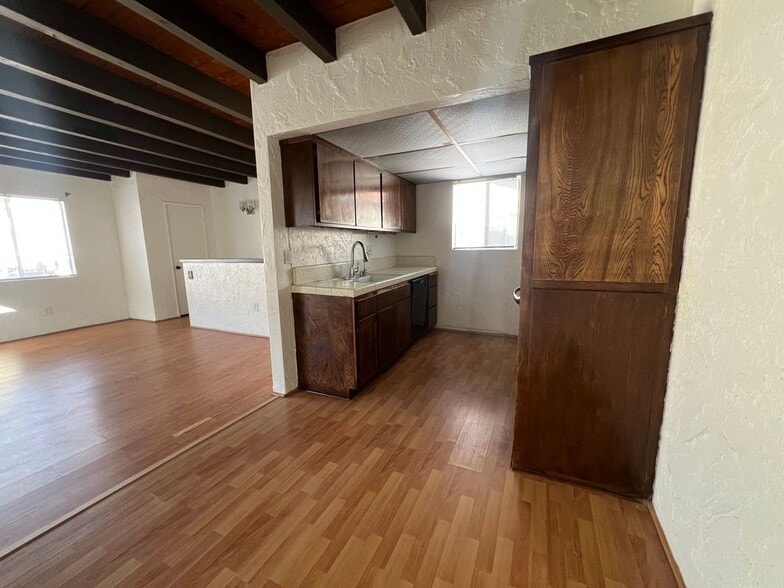 Building Photo - 2208 Grant Ave