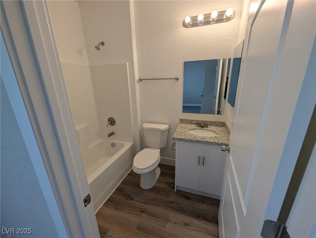 Building Photo - 1401 Ogallala St