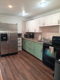 Building Photo - 22 Richard Rd