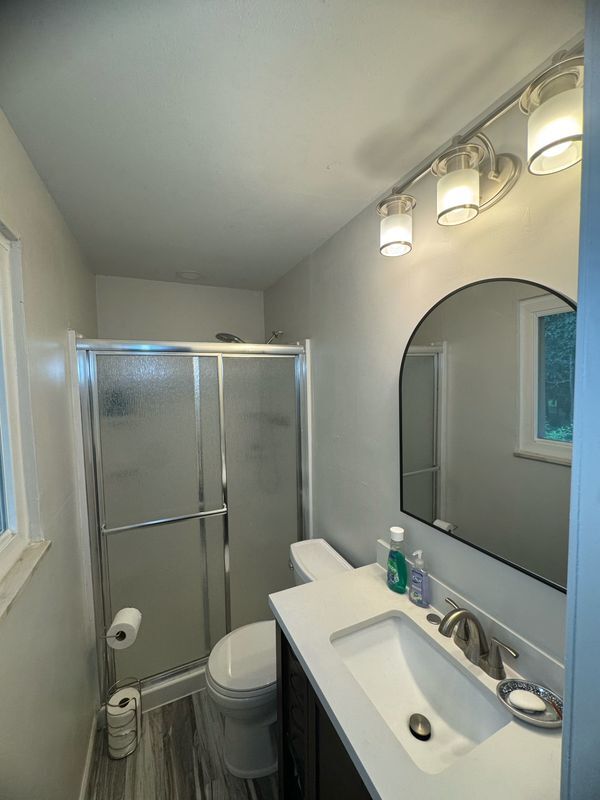 Building Photo - 7940 Covington Ave