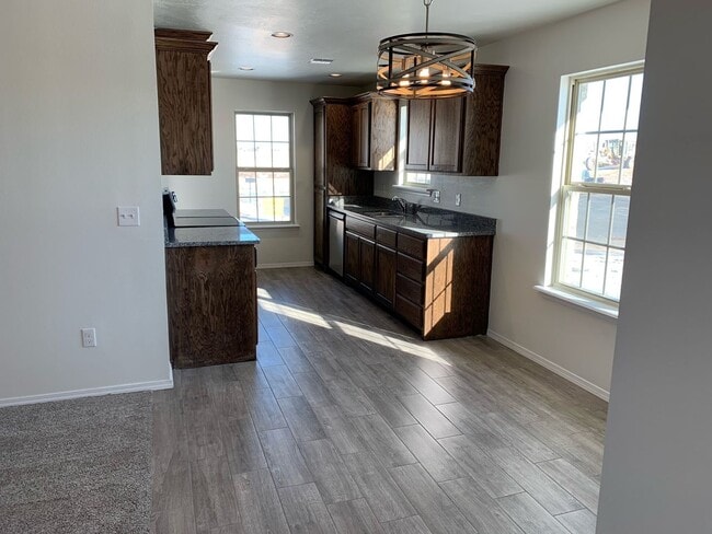 Building Photo - NICE HOME!