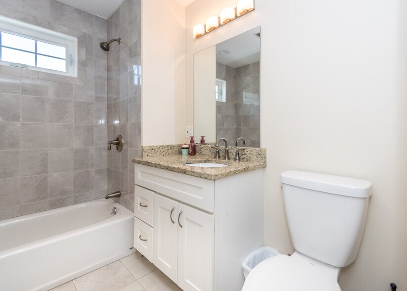 Building Photo - 43 Hammond St