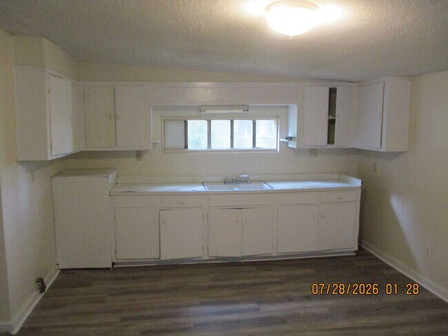 Building Photo - 200 Butler Dr
