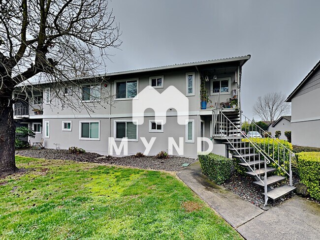 Building Photo - 6500 Country Club Dr Apt 7