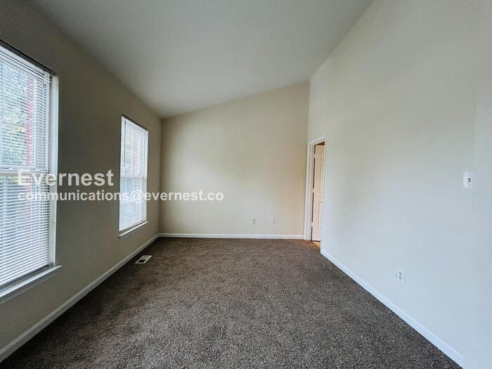 Building Photo - 20865 Sandstone Square