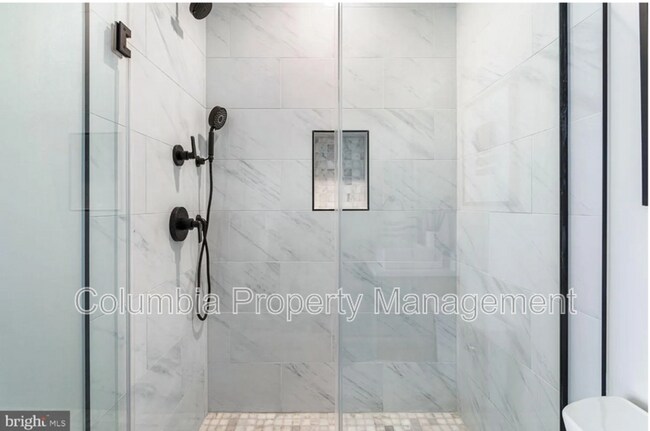 Building Photo - 616 Quebec Pl NW