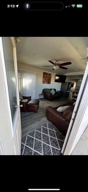 Building Photo - 1604 Chestnut Ave