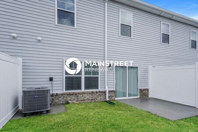 Building Photo - 3 Bedroom Pet-Friendly Home in Jeffersonvi...