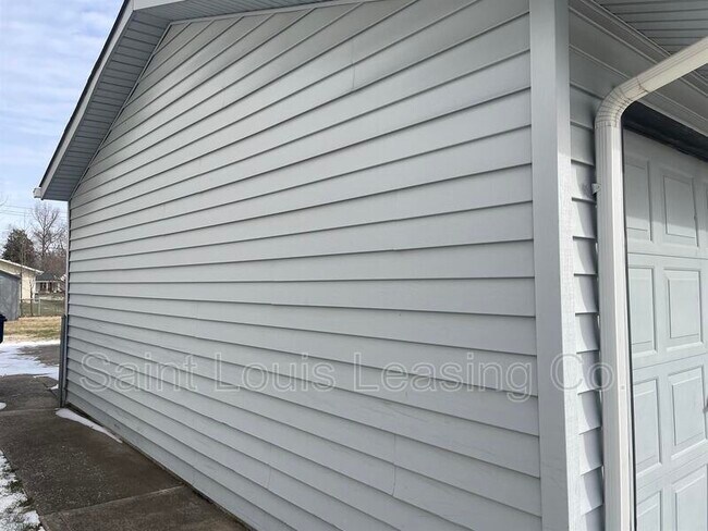 Building Photo - 1657 Ventnor Pl