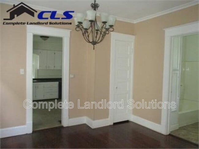Building Photo - 1557 S 17th St
