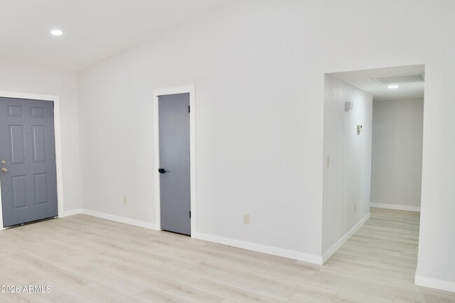 Building Photo - 16801 N 45th Pl