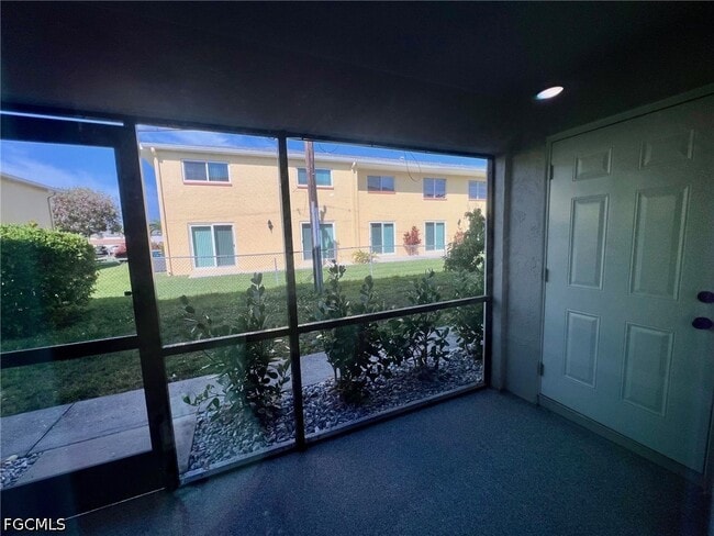 Building Photo - 4102 SE 19th Pl