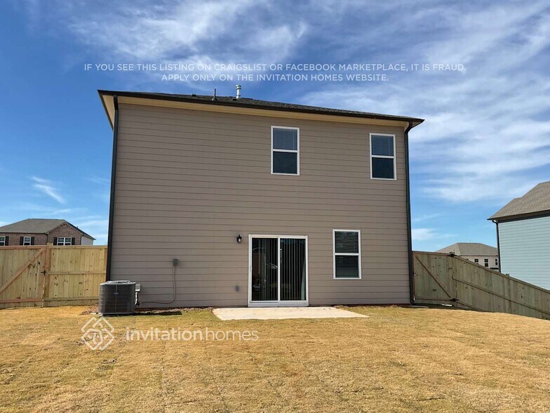 Building Photo - 528 Almere Dr