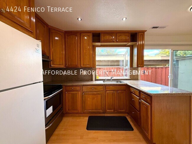 Building Photo - 4424 Fenico Terrace