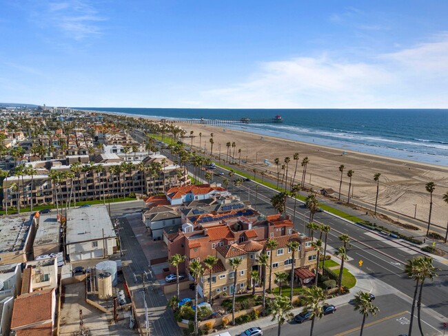 Building Photo - OCEAN FRONT CONDO IN HUNTINGTON BEACH