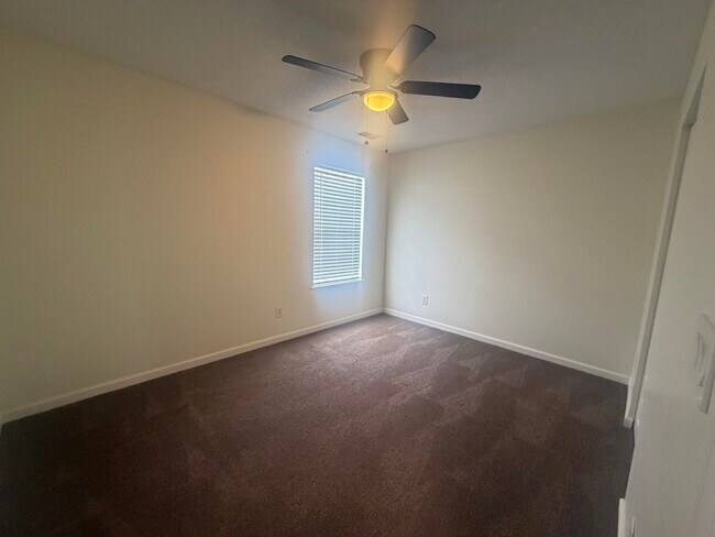 Building Photo - 1755 Polaris Dr