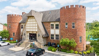 Building Photo - Abbey Court Apartments