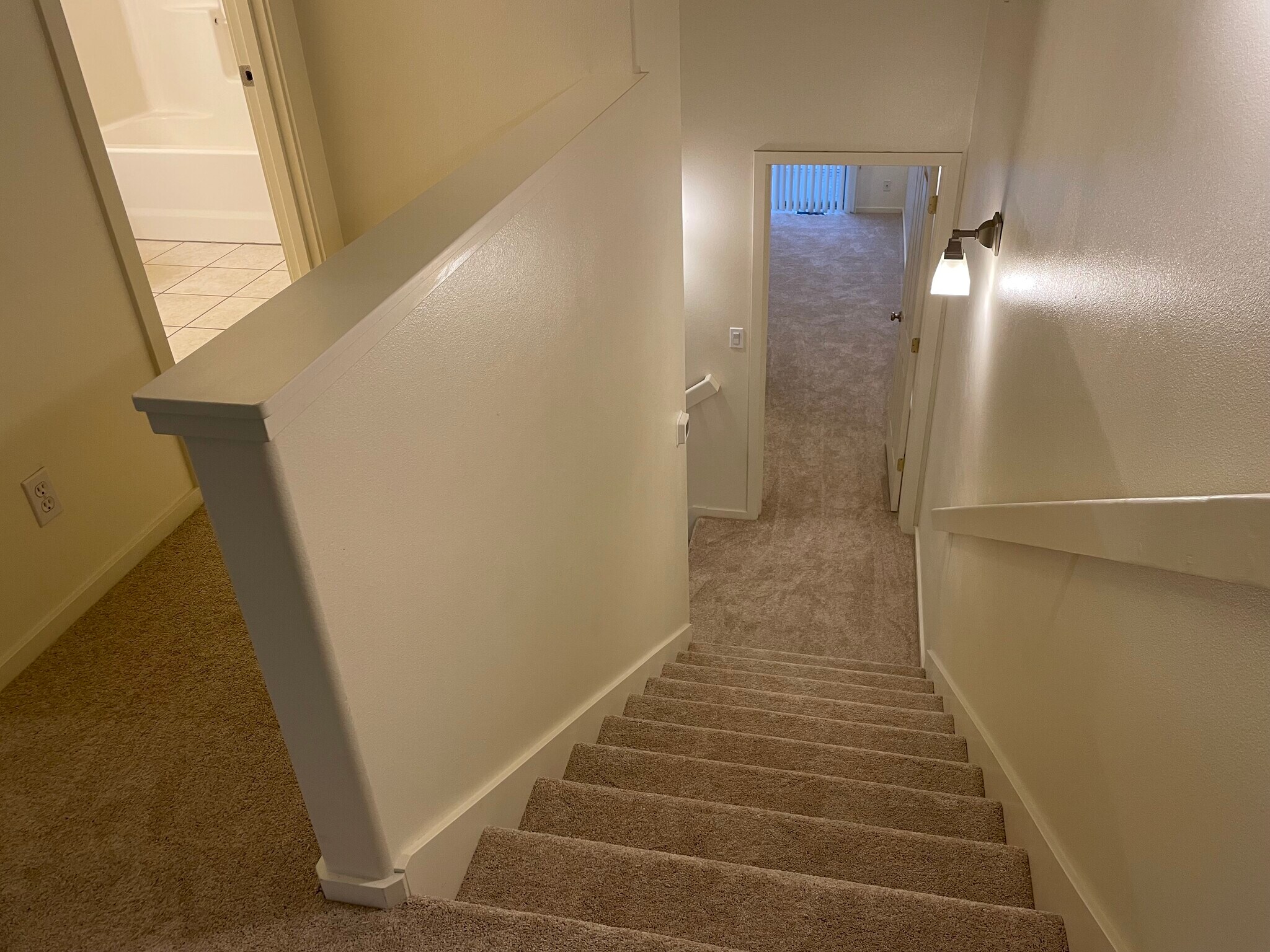 Building Photo - 1755 NE Lotus Dr