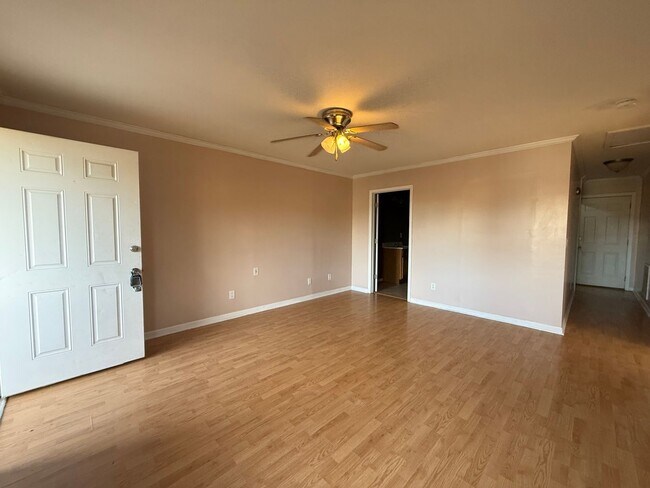 Building Photo - Old Tusculum Rd Apartments