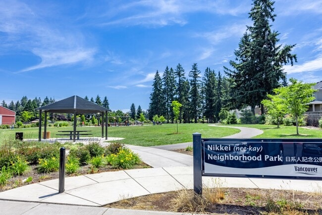 Building Photo - Three bedroom home in Orchards. - Central Air
