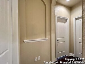 Building Photo - 8123 Poconos Run