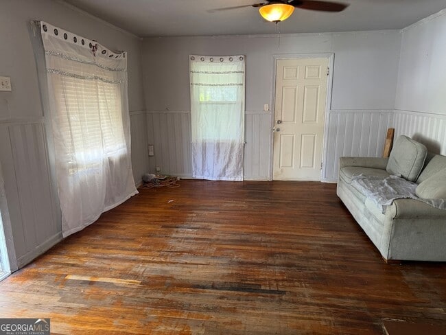 Building Photo - 41 Hollis Heights