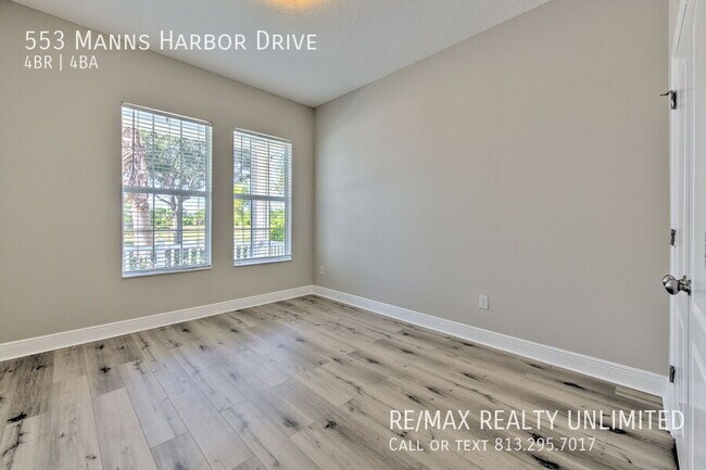 Building Photo - 553 Manns Harbor Dr