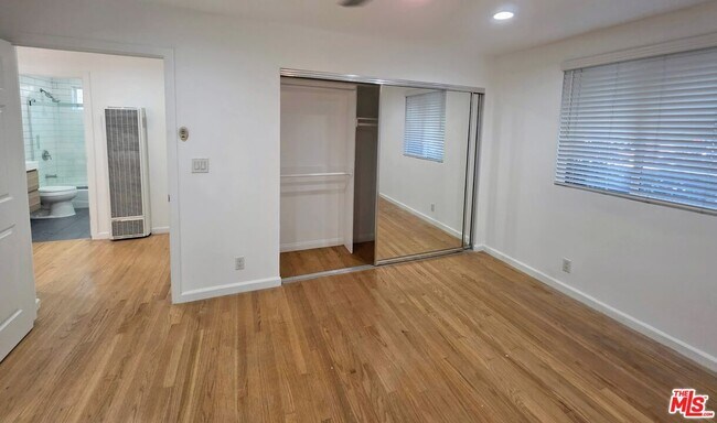 Building Photo - 1029 Pleasant View Ave