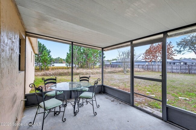 Building Photo - 352 Jacaranda Ave NW