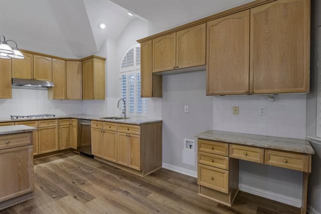 Building Photo - 1208 Crepe Myrtle Dr