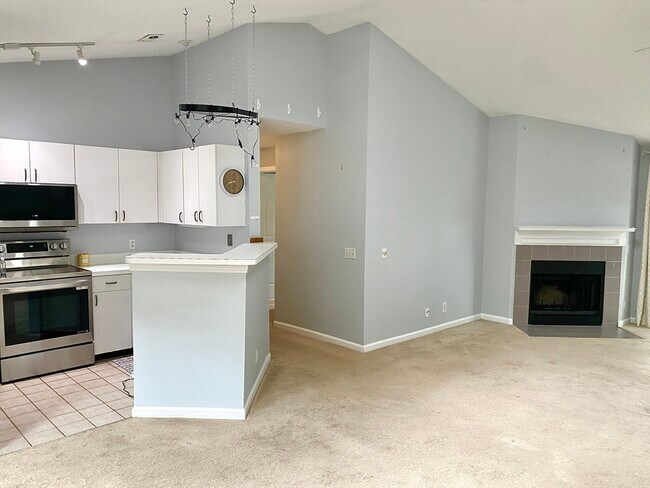 Building Photo - 152 Tyson Commons Ln