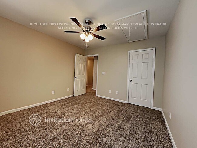 Building Photo - 129 Chelsea Ct