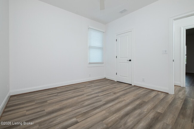 Building Photo - 6024 Passionflower Dr