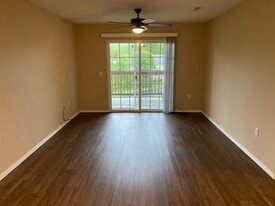 Building Photo - 144 Humanity Ln