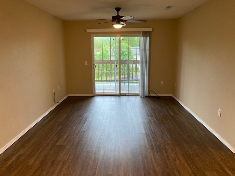 Primary Photo - 144 Humanity Ln