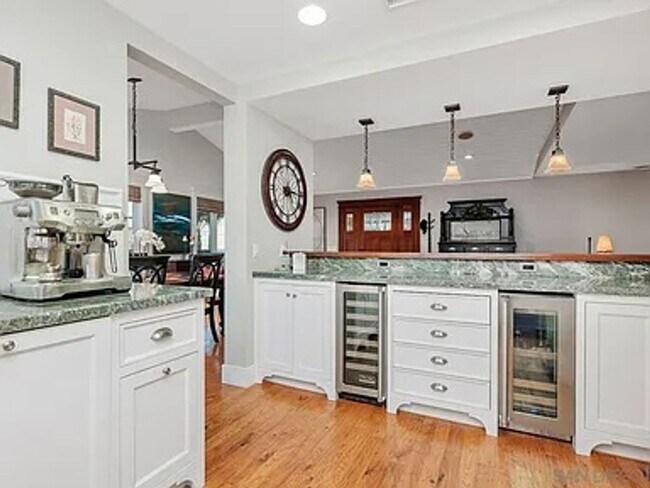 Building Photo - Ideal Location w/ Ocean Views - Perfect Spot for Del Mar Racing Season