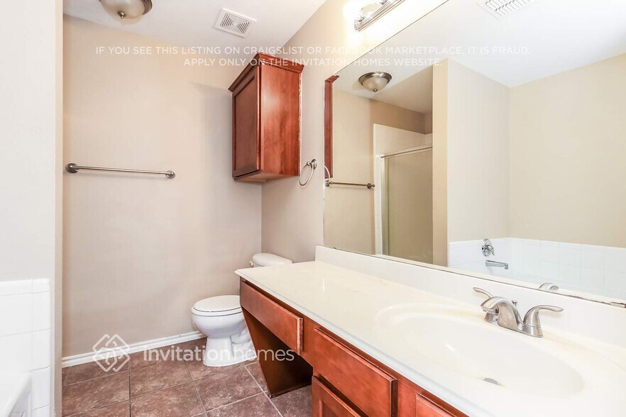 Building Photo - 219 Windmill Dr