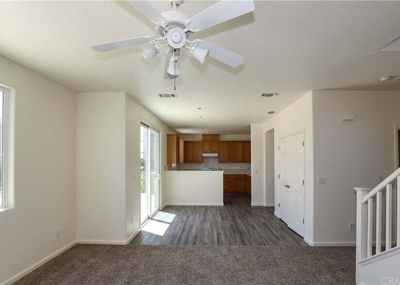 Building Photo - 468 Beckman Way