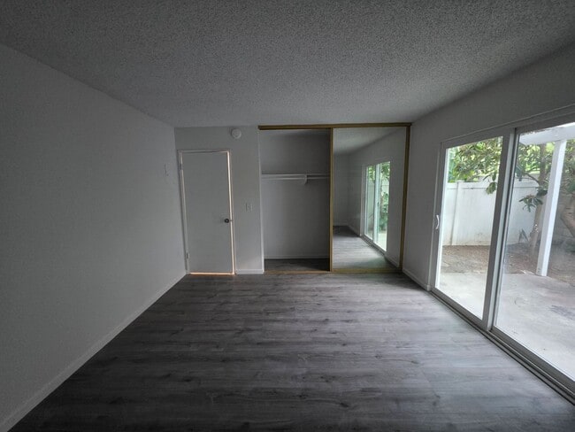 Building Photo - Newly Renovated 1 Bedroom Unit only 10 minutes from Disneyland