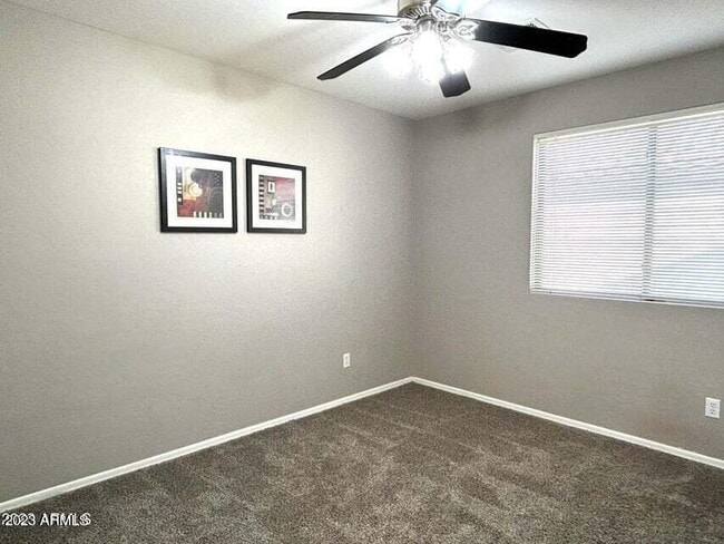 Building Photo - 15247 W Elm Cir