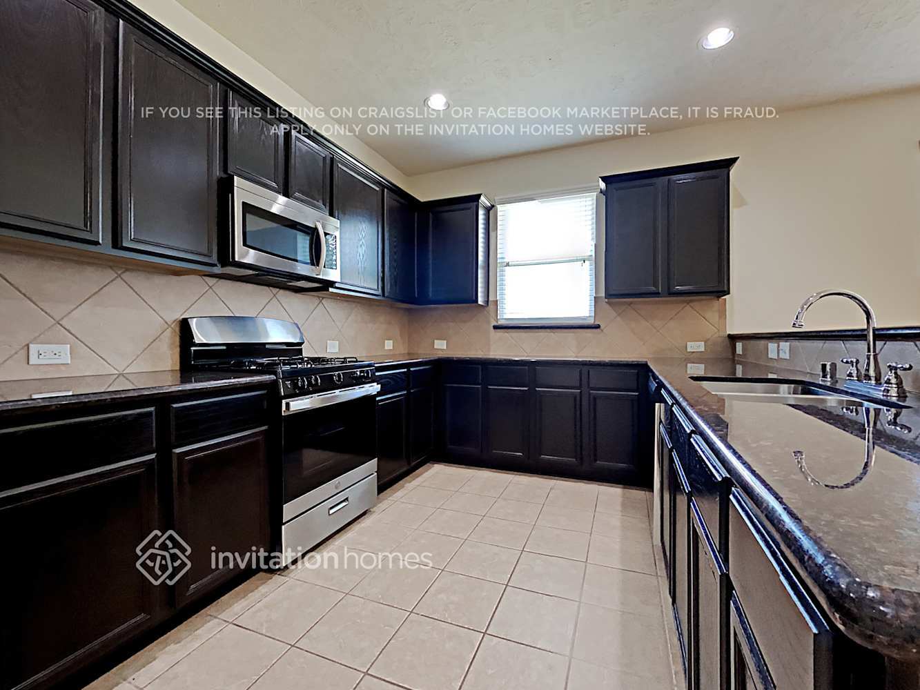 Building Photo - 30711 Academy Trace Dr
