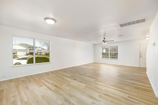 Building Photo - 8529 Prairie Dawn Dr