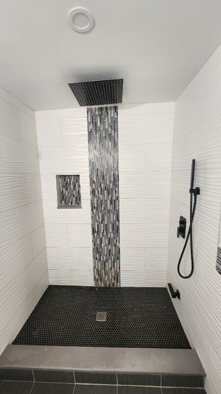 Building Photo - 8054 Ortonville Rd