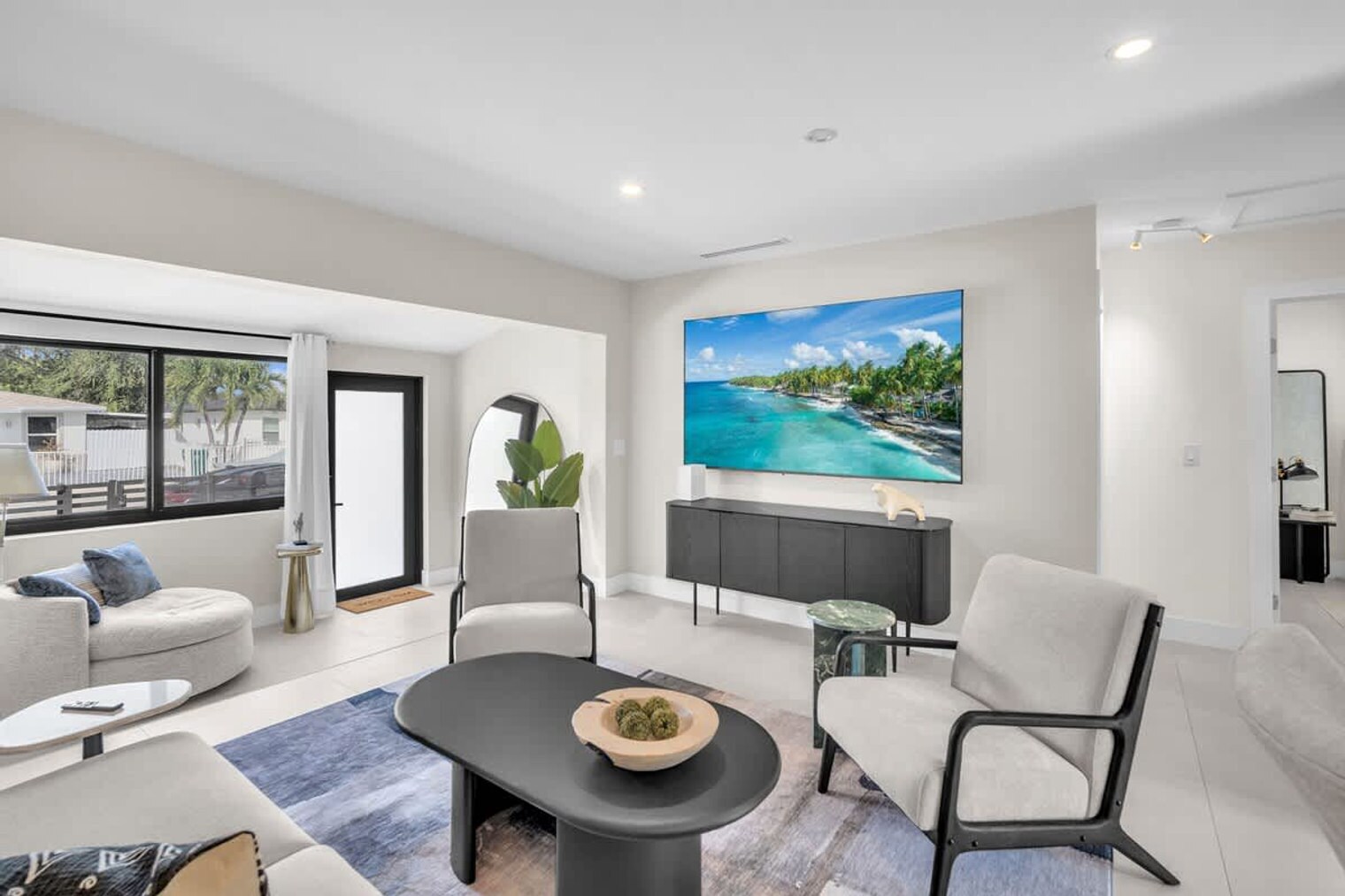 Building Photo - 400 NW 45th St