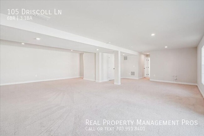 Building Photo - 105 Driscoll Ln