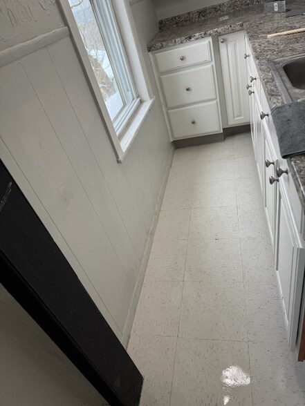 Building Photo - 74 Rodney St