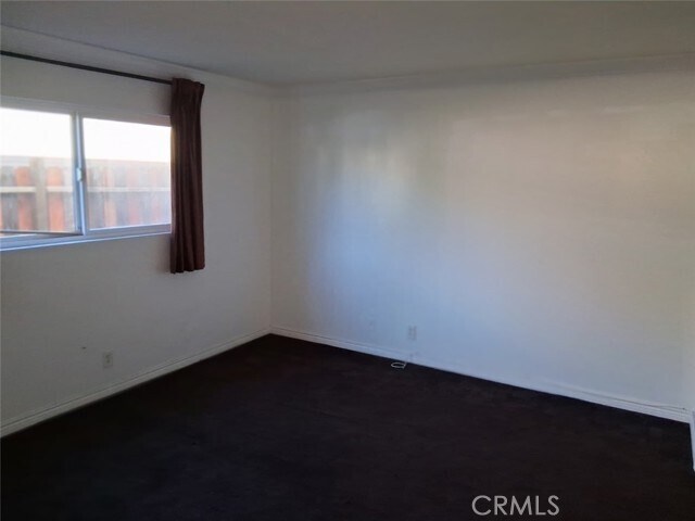 Building Photo - 1040 Cedar Ave