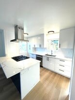 Building Photo - 239 Corte Madera Ave